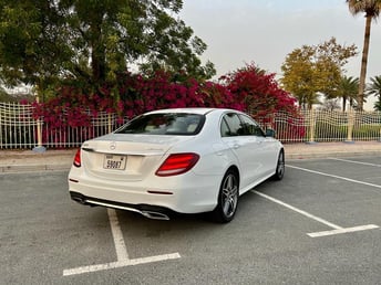 White Mercedes E300 for rent in Abu-Dhabi 1