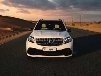 White Mercedes GLE for rent in Abu-Dhabi 2