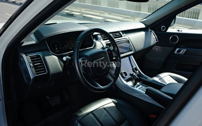 White Range Rover Sport for rent in Abu-Dhabi 1