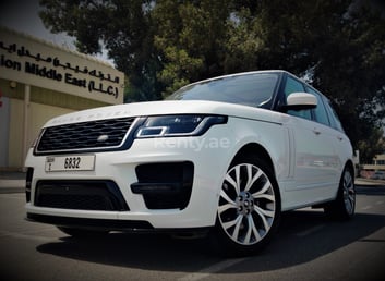 White Range Rover Vogue Full Option for rent in Abu-Dhabi 1