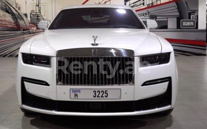 White Rolls Royce Ghost for rent in Abu-Dhabi