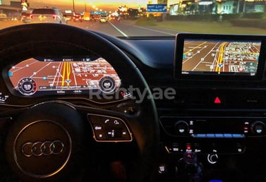 أبيض Audi A5 Cabriolet للإيجار في Dubai 4