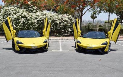 Gelb McLaren 570S Spider zur Miete in Abu-Dhabi