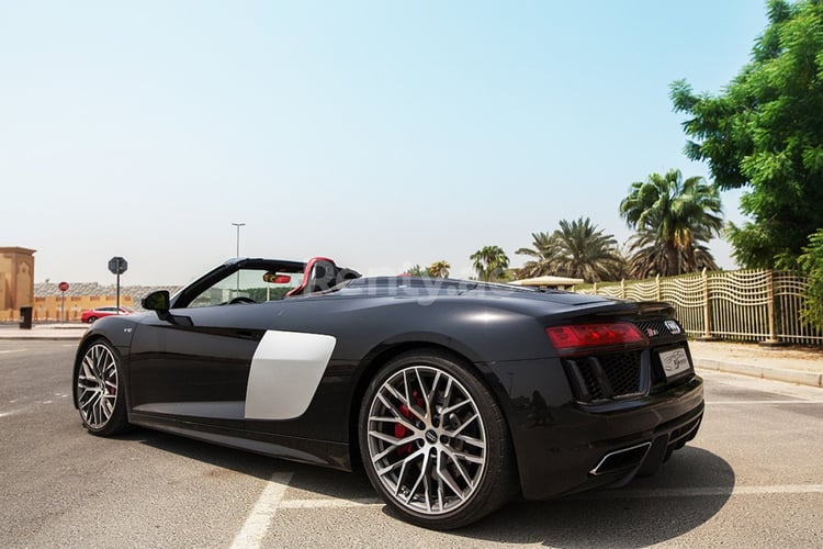 Black Audi R8 V10 Spyder for rent in Dubai 1