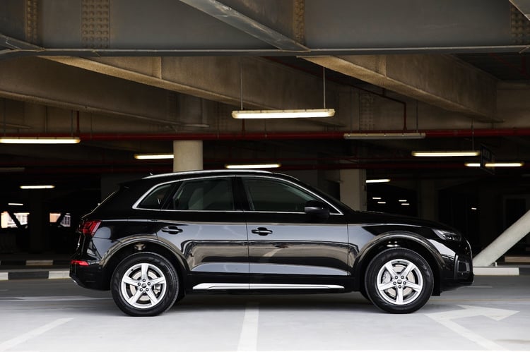 Black Audi Q5  45 TFSI quattro for rent in Abu-Dhabi 1