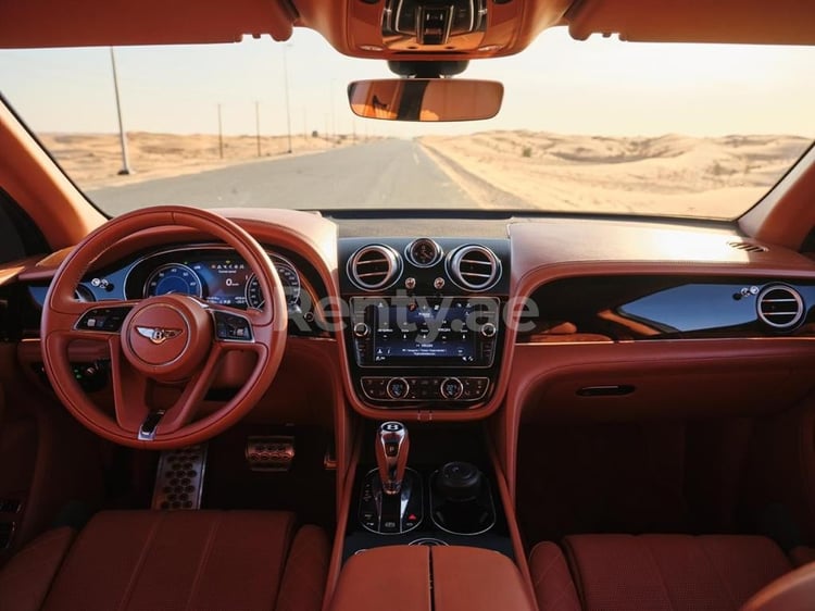 Black Bentley Bentayga for rent in Abu-Dhabi 4