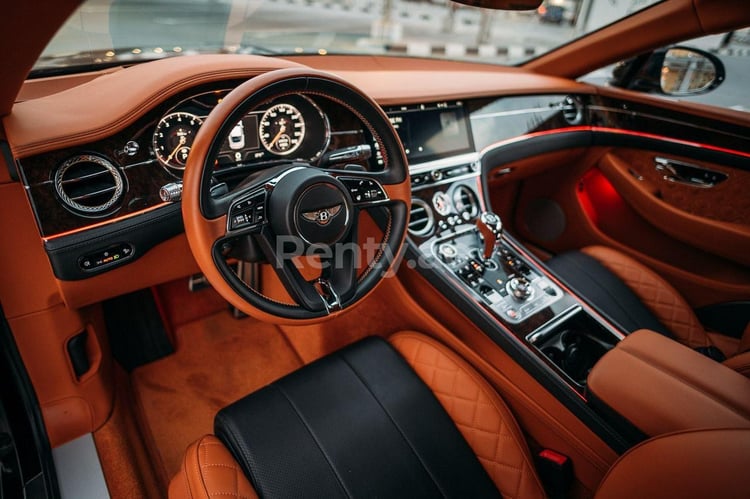 Черный Bentley Continental GT в аренду в Дубай 5