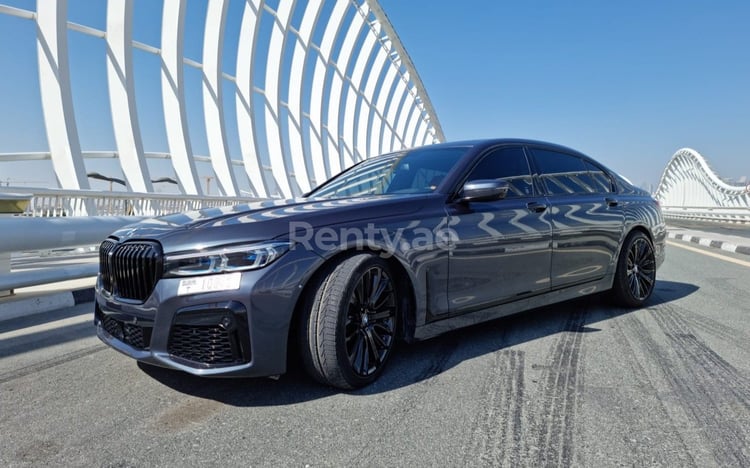 Grey BMW 7 Series for rent in Abu-Dhabi