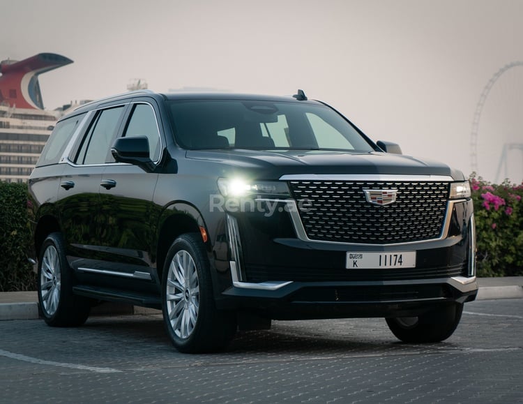 أسود Cadillac Escalade للإيجار في دبي 0