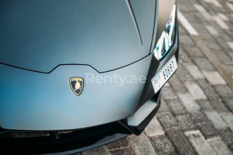 Nero Lamborghini Evo in affitto a Dubai 5