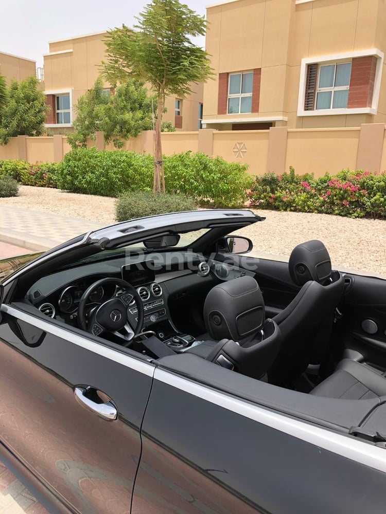 Black Mercedes C Class for rent in Abu-Dhabi 3