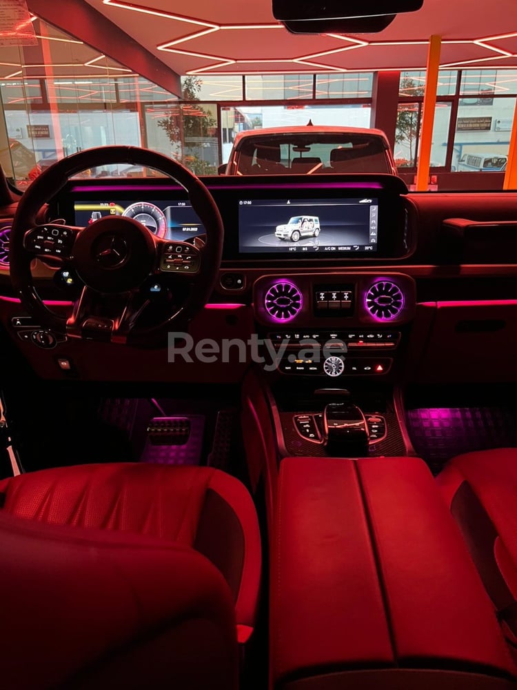 Black Mercedes G63 AMG for rent in Dubai 2