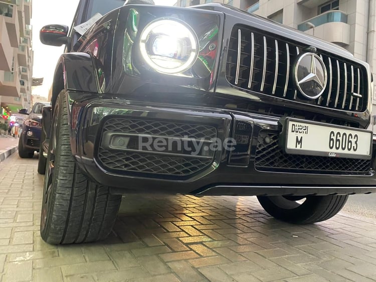 Black Mercedes G class G63 for rent in Dubai 3