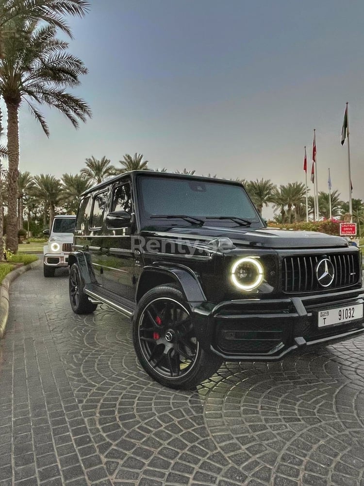 Black Mercedes G class for rent in Abu-Dhabi 0