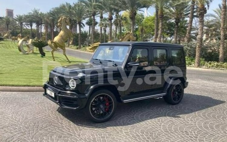 Schwarz Mercedes G class zur Miete in Dubai