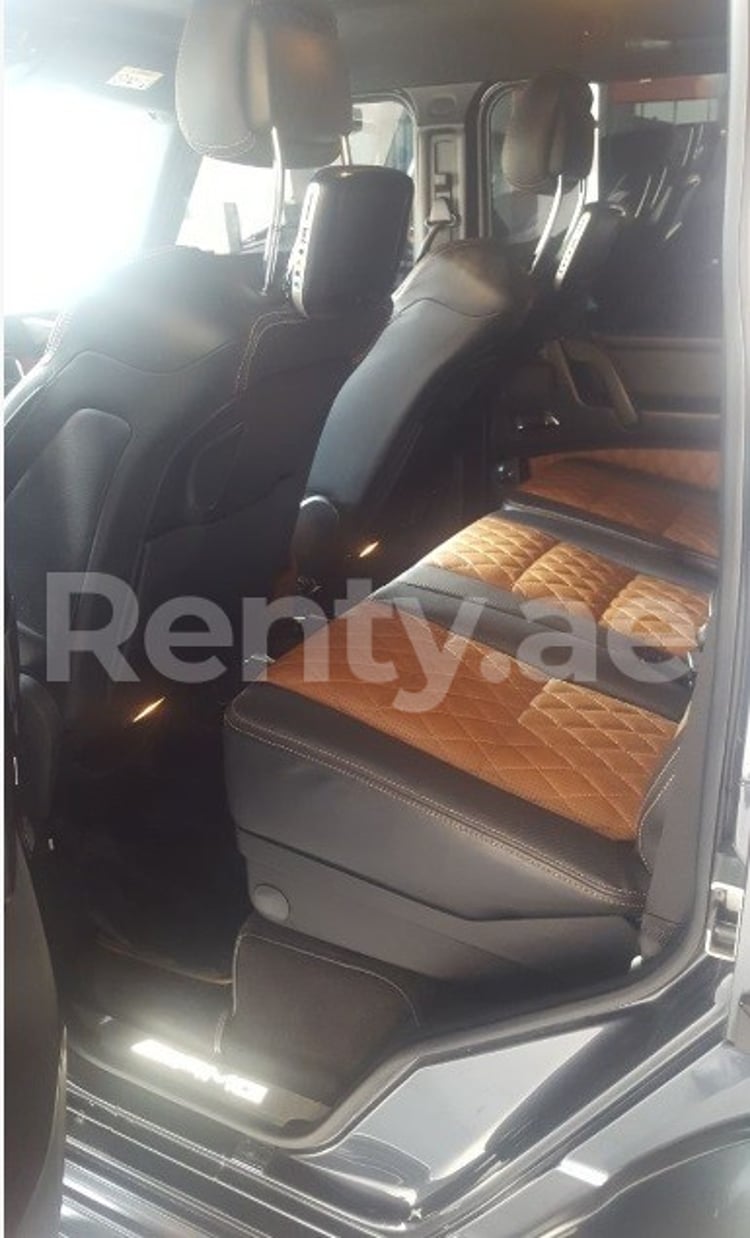 Black Mercedes G63 for rent in Dubai 2