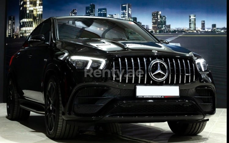 أسود New Mercedes GLE 63 للإيجار في أبو ظبي