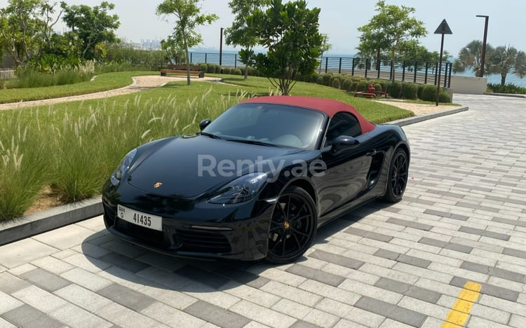 Black Porsche Boxster 718 for rent in Abu-Dhabi