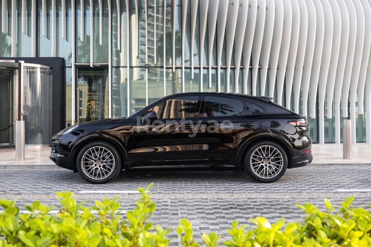 Black Porsche Cayenne coupe S for rent in Dubai 0