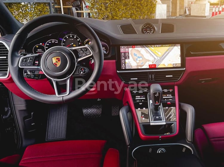 Black Porsche Cayenne for rent in Abu-Dhabi 3