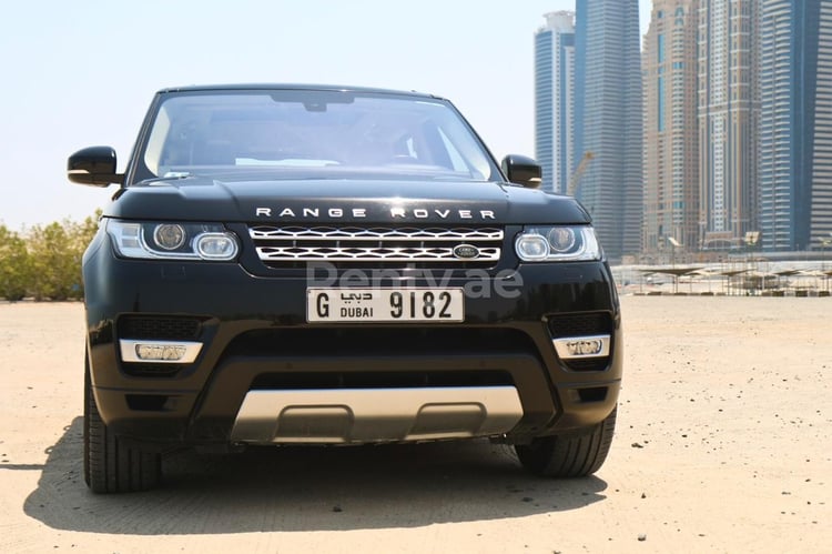 Черный Range Rover Sport в аренду в Абу-Даби 0