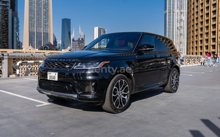 Schwarz Range Rover Sport zur Miete in Sharjah