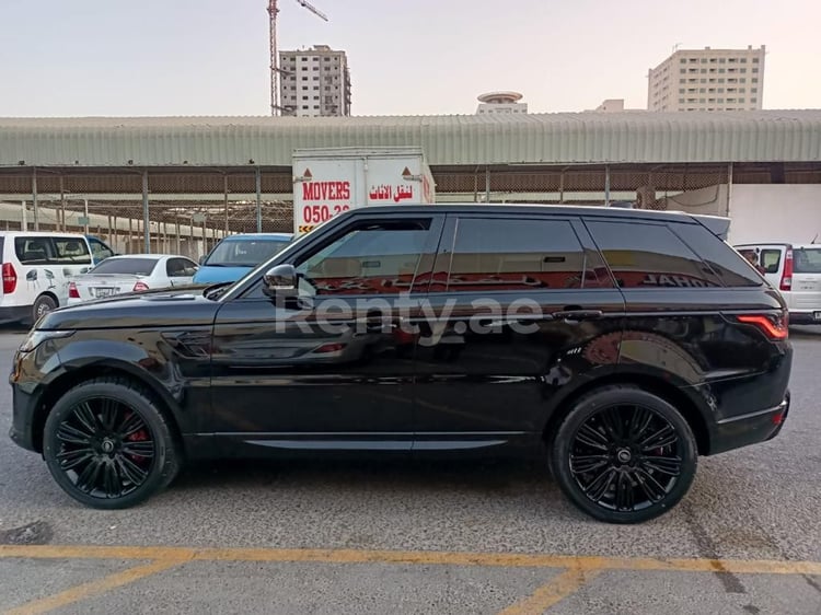 Schwarz Range Rover Sport zur Miete in Abu-Dhabi 4