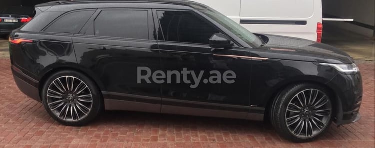 Black Range Rover Velar for rent in Abu-Dhabi 0