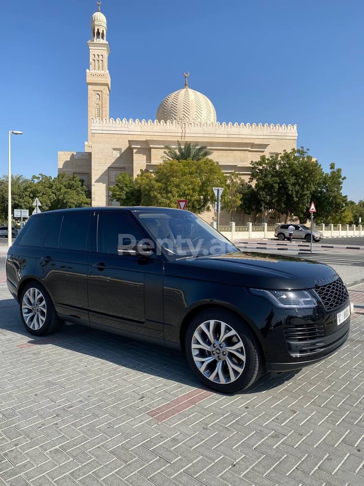 Black Range Rover Vogue V6 for rent in Dubai 0