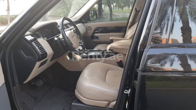 Black Range Rover Vogue Supercharged for rent in Abu-Dhabi 2