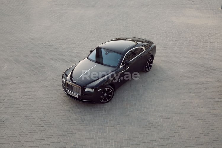 Schwarz Rolls Royce Wraith zur Miete in Abu-Dhabi 0