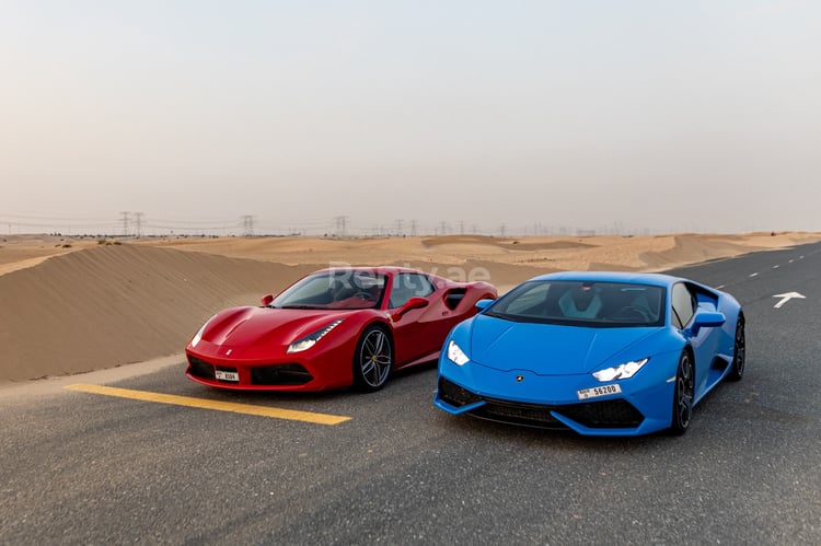 Blau Lamborghini Huracan zur Miete in Abu-Dhabi 2