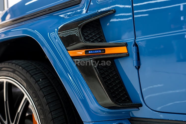 Azul Mercedes G63 Brabus Hermes en alquiler en Abu-Dhabi 2