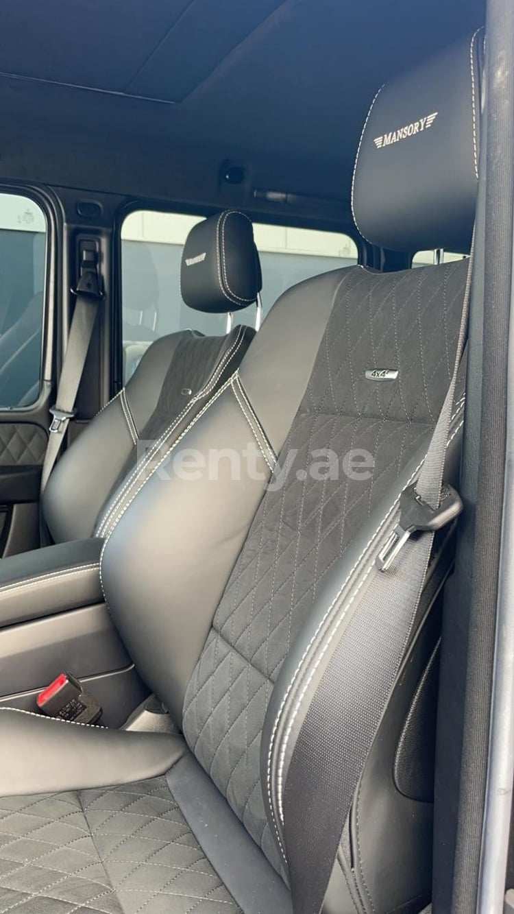 Dark Grey Mercedes G500 4x4 for rent in Dubai 2