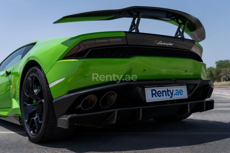 Green Lamborghini Huracan for rent in Sharjah 5