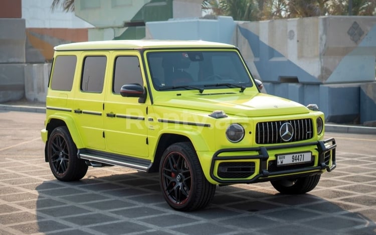 Verde Mercedes G63 AMG EDITION 1 Lime en alquiler en Sharjah