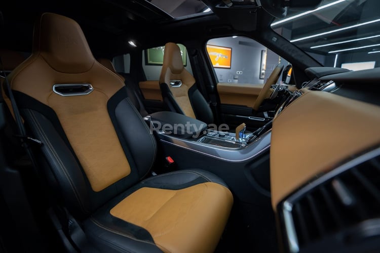 Green Range Rover Sport SVR for rent in Abu-Dhabi 3