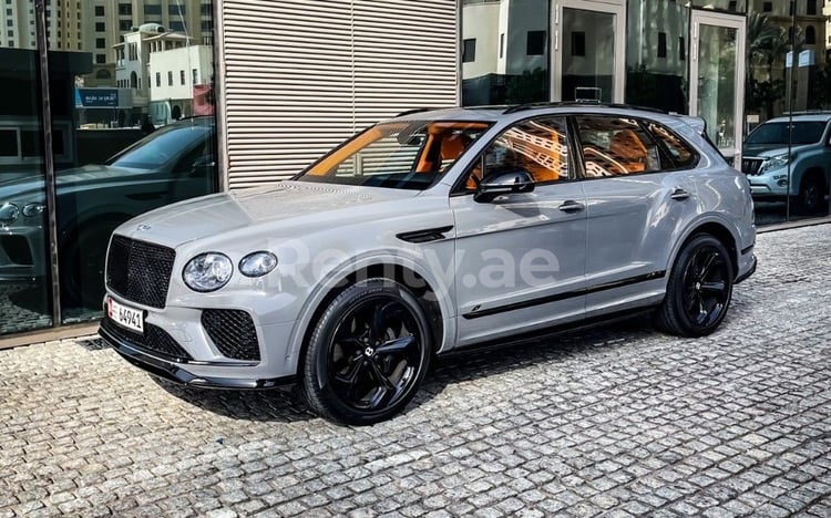 Grey Bentley Bentayga for rent in Dubai