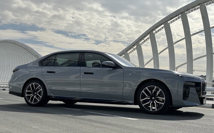 Grey BMW 7 Series for rent in Abu-Dhabi