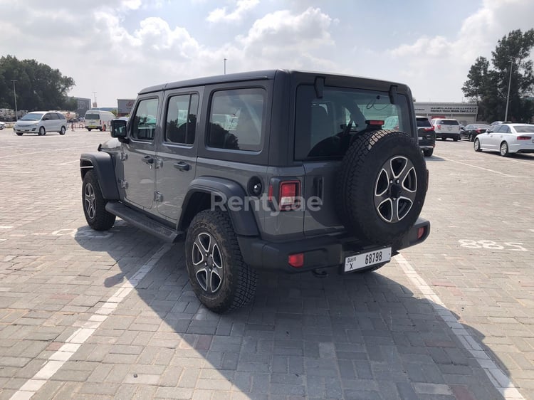 Grey Jeep Wrangler Unlimited Sports for rent in Abu-Dhabi 6