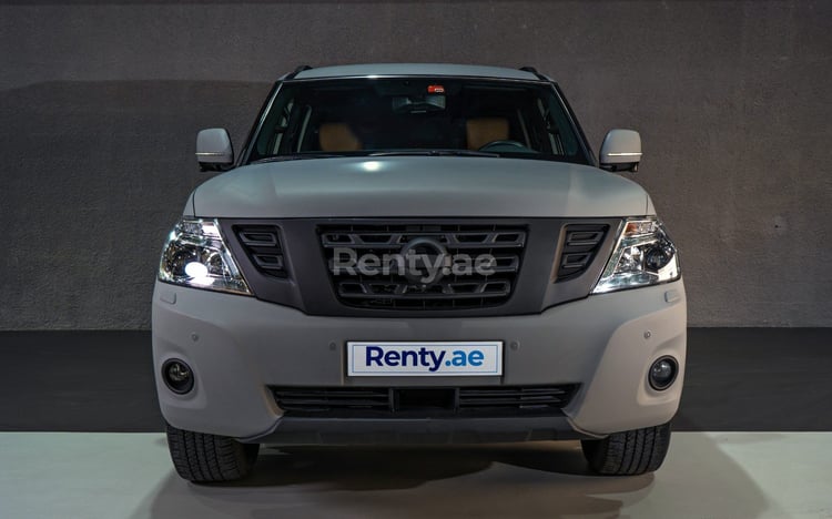 Grey Nissan Patrol V8 for rent in Abu-Dhabi 0