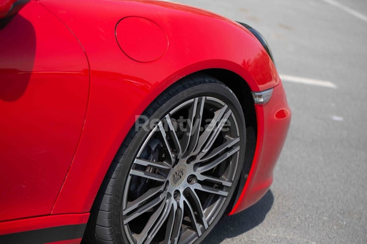 Red Porsche Boxster 981 for rent in Abu-Dhabi 0