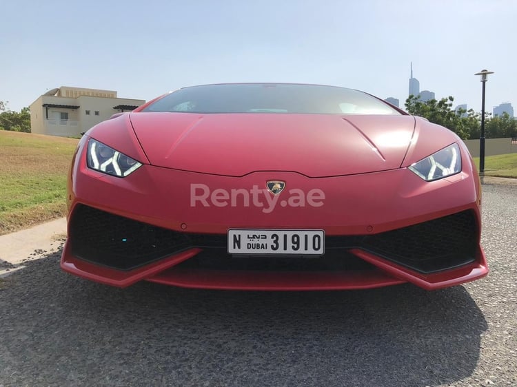 Rot Lamborghini Huracan zur Miete in Dubai 0