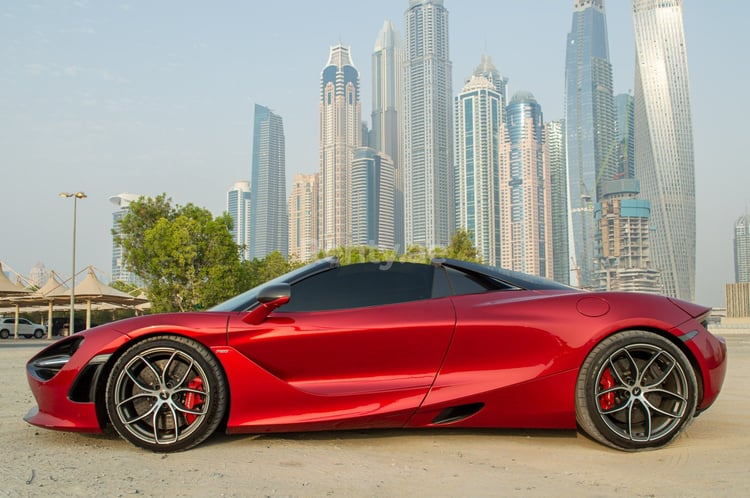 Red McLaren 720 S Spyder for rent in Dubai 1