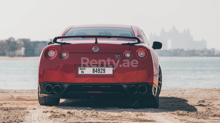 Red Nissan GTR for rent in Abu-Dhabi 4