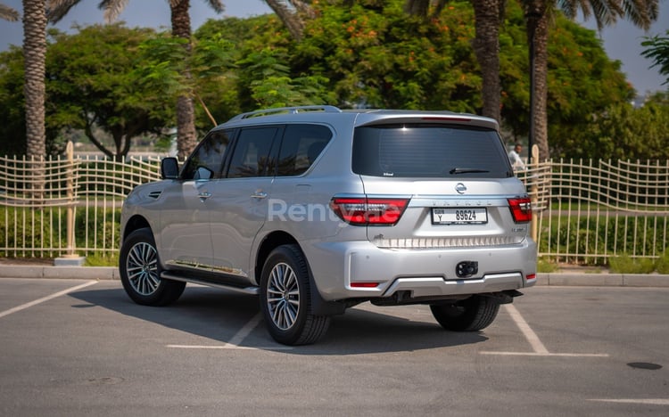 Silver Grey Nissan Patrol Platinum V6 for rent in Dubai 1