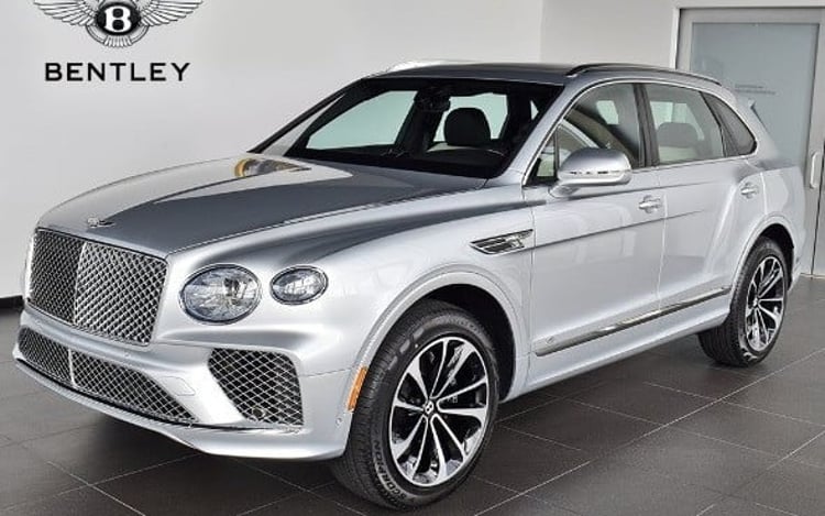 Silver Bentley Bentayga for rent in Dubai