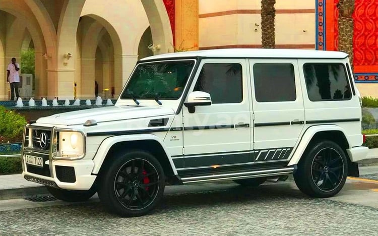 Blanc Mercedes G 63 edition en location à Sharjah