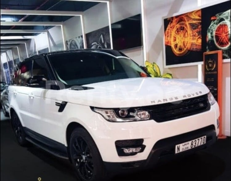 Weiß Range Rover Sport zur Miete in Abu-Dhabi