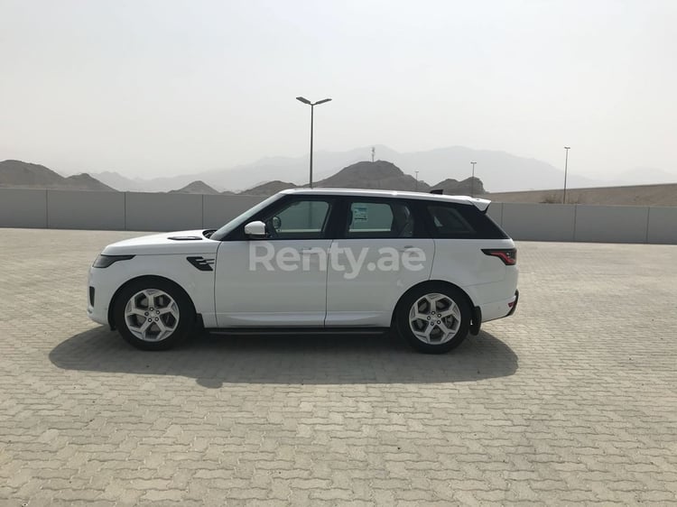 White Range Rover Sport for rent in Dubai 6